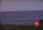 Standbild USS Cod (SS-224) Rettung der Besatzung des niederländischen U-Boot O-19 Spratly Inseln, 1945, aus Sekunde 28 historischem Filmmaterial Videoclip 65675076083