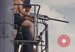 Standbild USS Cod Brände Waffen zu versenken niederländischen U-Boot O-19 Spratly Inseln, 1945, aus Sekunde 7 historischem Filmmaterial Videoclip 65675076088
