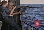 Standbild USS Cod Brände Waffen zu versenken niederländischen U-Boot O-19 Spratly Inseln, 1945, aus Sekunde 9 historischem Filmmaterial Videoclip 65675076088