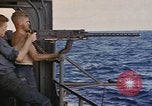Standbild USS Cod Brände Waffen zu versenken niederländischen U-Boot O-19 Spratly Inseln, 1945, aus Sekunde 19 historischem Filmmaterial Videoclip 65675076088