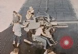 Standbild USS Cod Brände Waffen zu versenken niederländischen U-Boot O-19 Spratly Inseln, 1945, aus Sekunde 46 historischem Filmmaterial Videoclip 65675076088