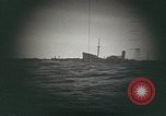 Standbild Periskop Ansicht von US Submarine Pazifik, 1944, aus Sekunde 21 historischem Filmmaterial Videoclip 65675076126