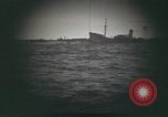 Standbild Periskop Ansicht von US Submarine Pazifik, 1944, aus Sekunde 24 historischem Filmmaterial Videoclip 65675076126