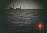 Standbild Periskop Ansicht von US Submarine Pazifik, 1944, aus Sekunde 26 historischem Filmmaterial Videoclip 65675076126