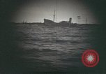 Standbild Periskop Ansicht von US Submarine Pazifik, 1944, aus Sekunde 31 historischem Filmmaterial Videoclip 65675076126