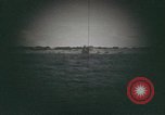 Standbild Periskop Ansicht von US Submarine Pazifik, 1944, aus Sekunde 38 historischem Filmmaterial Videoclip 65675076126