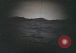 Standbild Periskop Ansicht von US Submarine Pazifik, 1944, aus Sekunde 43 historischem Filmmaterial Videoclip 65675076126