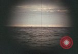 Standbild Periskop Ansicht von US Submarine Pazifik, 1944, aus Sekunde 57 historischem Filmmaterial Videoclip 65675076126