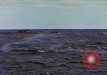 Standbild japanischen U-Boot zerstört nach Ende der Zweiten Weltkrieg Pazifik, 1946, aus Sekunde 3 historischem Filmmaterial Videoclip 65675076132