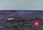 Standbild japanischen U-Boot zerstört nach Ende der Zweiten Weltkrieg Pazifik, 1946, aus Sekunde 11 historischem Filmmaterial Videoclip 65675076132