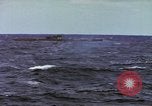 Standbild japanischen U-Boot zerstört nach Ende der Zweiten Weltkrieg Pazifik, 1946, aus Sekunde 12 historischem Filmmaterial Videoclip 65675076132