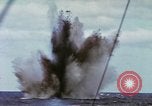 Standbild japanischen U-Boot zerstört nach Ende der Zweiten Weltkrieg Pazifik, 1946, aus Sekunde 20 historischem Filmmaterial Videoclip 65675076132