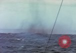 Standbild japanischen U-Boot zerstört nach Ende der Zweiten Weltkrieg Pazifik, 1946, aus Sekunde 30 historischem Filmmaterial Videoclip 65675076132
