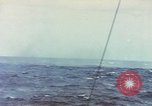 Standbild japanischen U-Boot zerstört nach Ende der Zweiten Weltkrieg Pazifik, 1946, aus Sekunde 33 historischem Filmmaterial Videoclip 65675076132