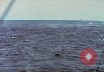 Standbild japanischen U-Boot zerstört nach Ende der Zweiten Weltkrieg Pazifik, 1946, aus Sekunde 36 historischem Filmmaterial Videoclip 65675076132