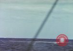 Standbild japanischen U-Boot zerstört nach Ende der Zweiten Weltkrieg Pazifik, 1946, aus Sekunde 50 historischem Filmmaterial Videoclip 65675076132
