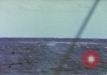 Standbild japanischen U-Boot zerstört nach Ende der Zweiten Weltkrieg Pazifik, 1946, aus Sekunde 52 historischem Filmmaterial Videoclip 65675076132