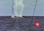 Standbild Japanischen Uboot absichtlich zerstört folgenden Zweiten Weltkrieg Pazifik, 1946, aus Sekunde 46 historischem Filmmaterial Videoclip 65675076134