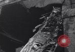 Standbild Flugzeugabsturz Mount Hamilton California USA, 1939, aus Sekunde 14 historischem Filmmaterial Videoclip 65675076141