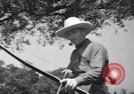 Standbild Ken Wilhelm San Gabriel California USA, 1939, aus Sekunde 18 historischem Filmmaterial Videoclip 65675076152