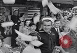 Standbild Sieg über Japan Tag Seattle Washington USA, 1945, aus Sekunde 49 historischem Filmmaterial Videoclip 65675076158