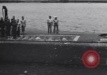 Standbild USS Argonaut Pearl Harbor Hawaii USA, 1942, aus Sekunde 15 historischem Filmmaterial Videoclip 65675076164