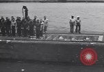 Standbild USS Argonaut Pearl Harbor Hawaii USA, 1942, aus Sekunde 19 historischem Filmmaterial Videoclip 65675076164