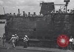 Standbild USS Argonaut Pearl Harbor Hawaii USA, 1942, aus Sekunde 60 historischem Filmmaterial Videoclip 65675076164
