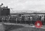 Standbild USS Argonaut Pearl Harbor Hawaii USA, 1942, aus Sekunde 6 historischem Filmmaterial Videoclip 65675076169