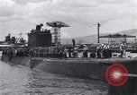 Immagine di USS Nautilus SS-168 a Pearl Harbor Pearl Harbor Hawaii USA, 1942, secondo 43 filmato di repertorio 65675076182