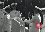 Image médailles décernées Pearl Harbor Hawaii USA, 1943, de la seconde 4 séquences d'archives historiques vidéo 65675076194