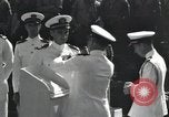 Image médailles décernées Pearl Harbor Hawaii USA, 1943, de la seconde 19 séquences d'archives historiques vidéo 65675076194