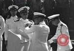 Image médailles décernées Pearl Harbor Hawaii USA, 1943, de la seconde 25 séquences d'archives historiques vidéo 65675076194