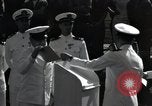 Image médailles décernées Pearl Harbor Hawaii USA, 1943, de la seconde 31 séquences d'archives historiques vidéo 65675076194