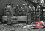 Standbild American Kapläne Salomonen Melanesien, 1943, aus Sekunde 10 historischem Filmmaterial Videoclip 65675076203