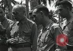 Standbild American Kapläne Salomonen Melanesien, 1943, aus Sekunde 18 historischem Filmmaterial Videoclip 65675076203