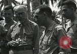 Standbild American Kapläne Salomonen Melanesien, 1943, aus Sekunde 21 historischem Filmmaterial Videoclip 65675076203