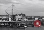 Immagine di Siluro al dock Montauk New York USA, 1944, secondo 21 filmato di repertorio 65675076211