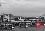 Immagine di Siluro al dock Montauk New York USA, 1944, secondo 24 filmato di repertorio 65675076211