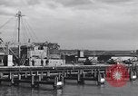 Immagine di Siluro al dock Montauk New York USA, 1944, secondo 27 filmato di repertorio 65675076211