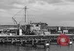 Immagine di Siluro al dock Montauk New York USA, 1944, secondo 37 filmato di repertorio 65675076211
