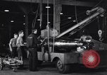 Immagine di Siluro shop Montauk New York USA, 1944, secondo 55 filmato di repertorio 65675076214