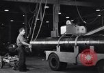 Immagine di Siluro shop Montauk New York USA, 1944, secondo 62 filmato di repertorio 65675076214