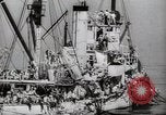 Standbild heben USS Squalus Portsmouth New Hampshire USA, 1939, aus Sekunde 24 historischem Filmmaterial Videoclip 65675076217
