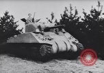 Standbild Medium M4 Tank United States USA, 1943, aus Sekunde 41 historischem Filmmaterial Videoclip 65675076236