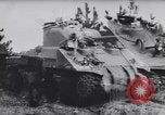 Standbild Medium M4 Tank United States USA, 1943, aus Sekunde 51 historischem Filmmaterial Videoclip 65675076236