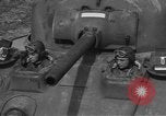 Image M4 réservoir moyen United States USA, 1943, de la seconde 15 séquences d'archives historiques vidéo 65675076239