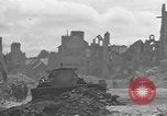 Image des ingénieurs américains Valognes France, 1944, de la seconde 14 séquences d'archives historiques vidéo 65675076255