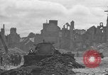 Image des ingénieurs américains Valognes France, 1944, de la seconde 15 séquences d'archives historiques vidéo 65675076255