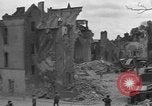 Image des ingénieurs américains Valognes France, 1944, de la seconde 35 séquences d'archives historiques vidéo 65675076255